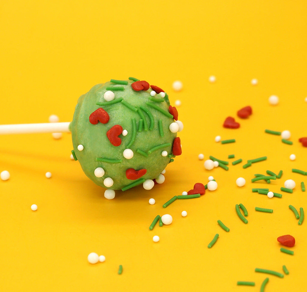 🎄 Holiday Cake Decorating with Allergy-Friendly Sprinkles