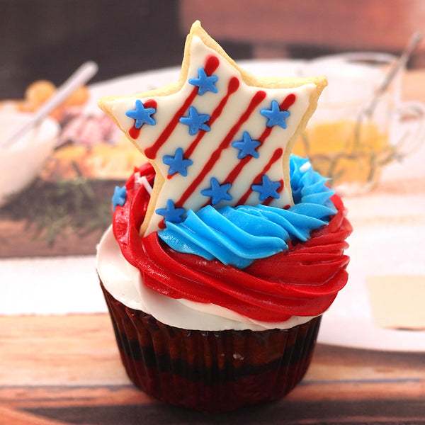 Blue Confetti Star - Gluten Free Clean Label Sprinkles Cake Decoration