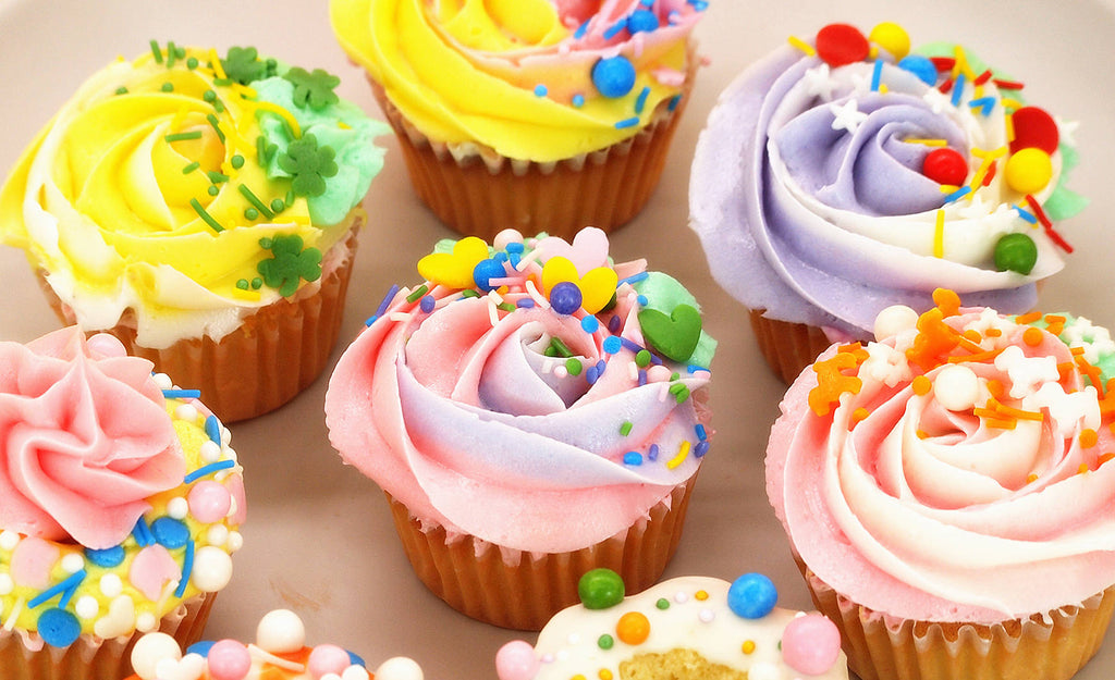 How to Choose Allergy-Friendly Cake Decorations