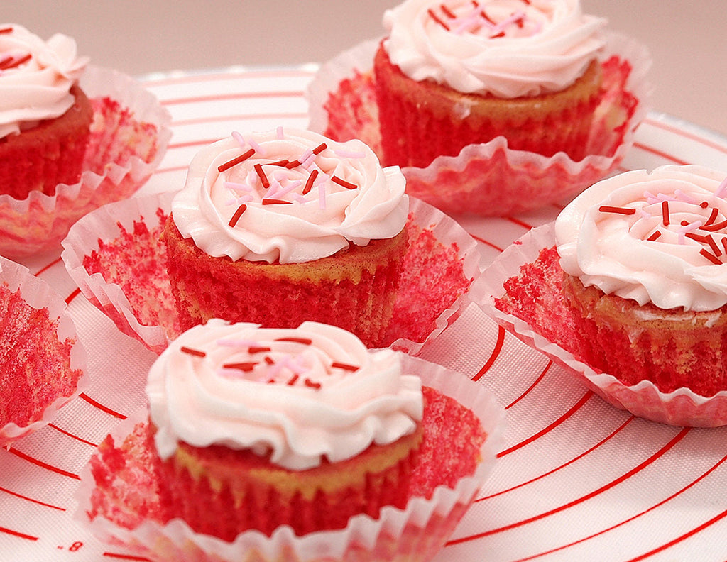 How to Decorate Vegan Cupcakes Well