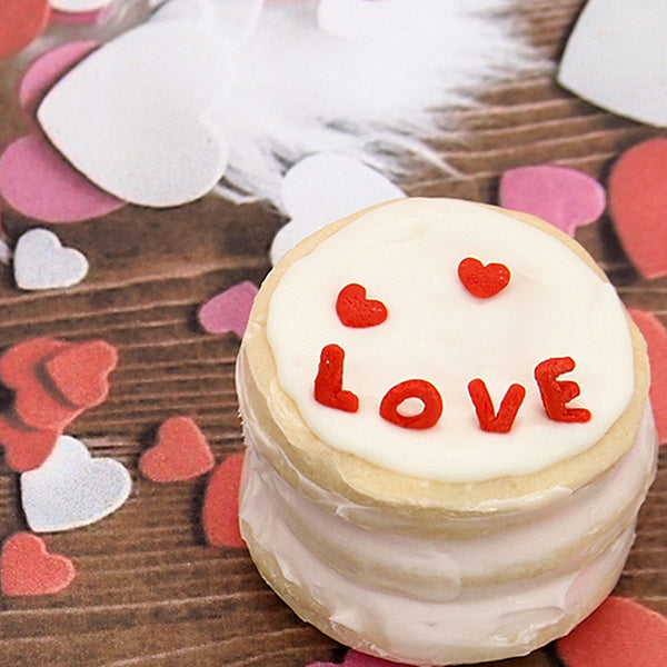 Red Confetti Heart - Clean Label Vegan Sprinkles Cake Decorations