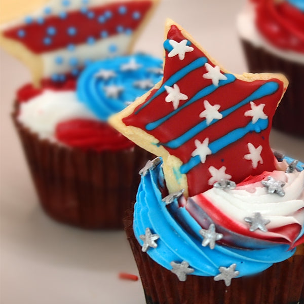 White Confetti Star - Nut Free Clean Label Sprinkles Cake Decoration