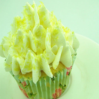 Yellow Witchery Flakes - No Dairy Natural Ingredient Edible Decoration