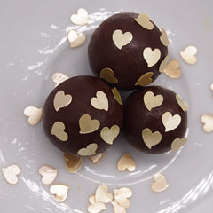 Yellow Glitter Hearts - Dairy Free Non GMO Vegan Edible Decoration (Top 14 Allergen Free, Naturally Sourced Ingredients, Plant-based, Clean Label, Hydrogenated Fat, Palm oil, BRC, Kosher, Halal & FDA)